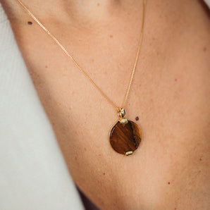 Conjunto de brincos e colar Fortaleza